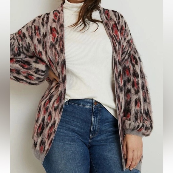 Anthropologie Sweaters - Anthropologie Animal Print Cardigan in Gray and Red